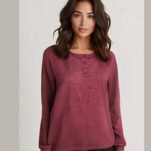 Honeydew Women's Burgundy Pullover Top